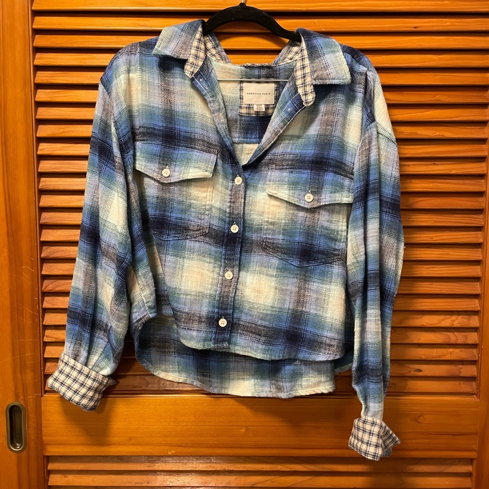 🌊Buy 2 get 1 Free 🌊 American Eagle cropped plaid jacket